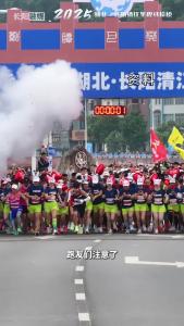 请各位跑者收好这份长阳民宿攻略，让我们边跑边“躺赢山水”！