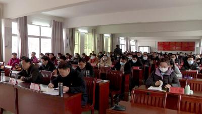 我县党的十九届五中全会精神百姓宣讲团走进薛坪镇、板桥镇、巡检镇
