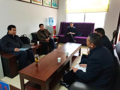 县领导到李庙镇调研基层党建工作 