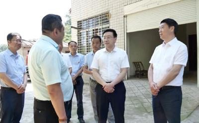 赵芝斌到南漳调研时强调：扎实开展实践活动，以党建引领促进乡村振兴