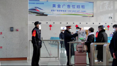 南漳：警务乘务齐携手  温暖温馨回家路
