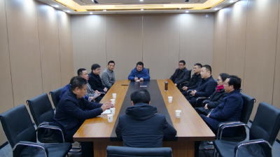 陈栋在调研重点项目建设时强调：奋力“往前赶”，夺取“开门红”