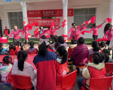 南漳县民政局组织开展庆“三八”主题活动