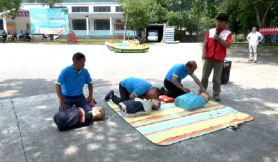 我县开展文旅行业水上项目安全生产应急救援培训