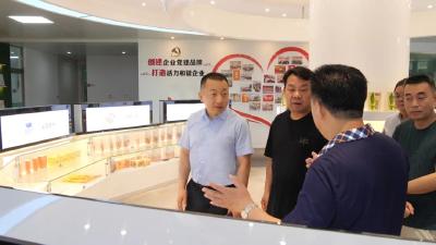 陈栋带队赴广东开展招商引资活动