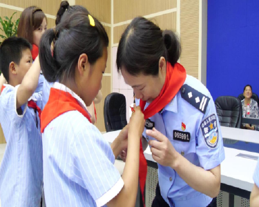 儿童进警营   安全伴你行