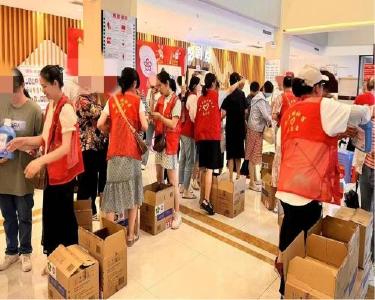 城关镇花石桥社区开展爱心助残志愿服务活动