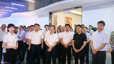 全市第二次项目观摩交流活动走进南漳，观摩睿奕时代、欧品位、襄阳野生动物世界项目
