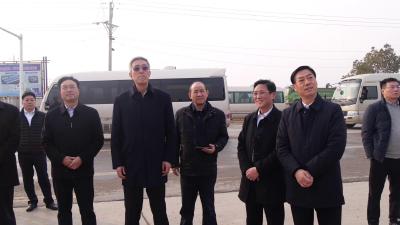 全县主动作为 靠前服务 力促350亿元项目落户南漳  