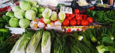 【热点关注】寒潮来袭 武汉白沙洲市场菜价温和上涨