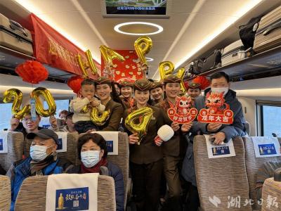 【热点关注】元旦假期第一天 武铁发送旅客72万人次