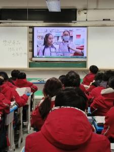 禁毒宣传进校园 护航开学第一课