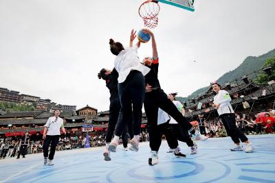 贵州举办第一届“姑妈”篮球邀请赛