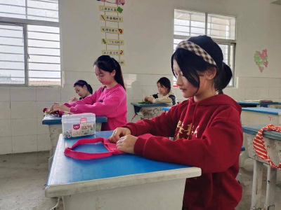 湖北南漳：我把环保“袋”回家