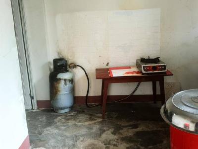 肖堰镇驻村辅警成功处置一起液化气罐爆燃事故