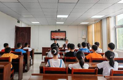 双柏小学：书写一封信 传递一份爱