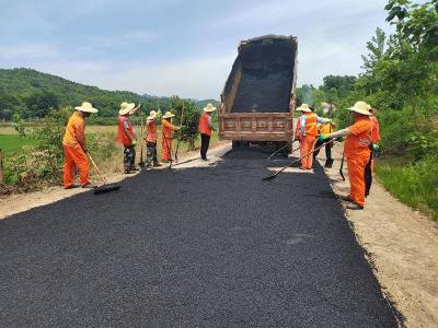 县公路部门保畅公路助力高考