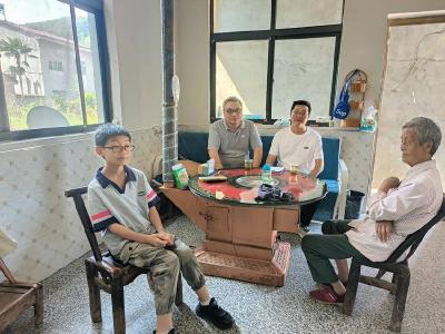双坪中学：暖心家访，助力中考学子