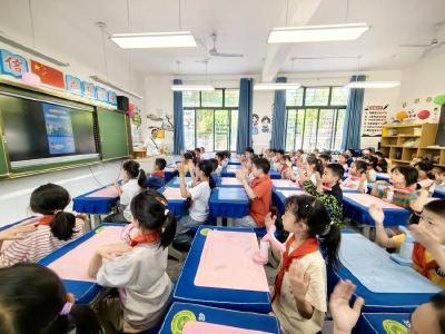 ​趣味手势舞 安全记心间