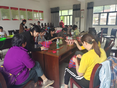 ​东巩镇：开展技能培训 拓宽就业渠道