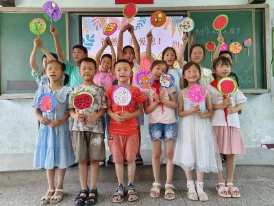 临沮小学开展“感恩父亲”主题宣教活动