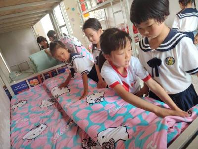 板桥镇：初探小学 幼见成长