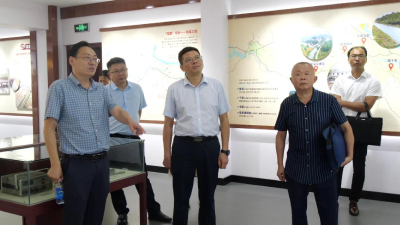 县领导带队调研百里长渠保护和利用工作