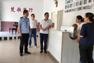 我县开展暑期校外培训联合执法检查