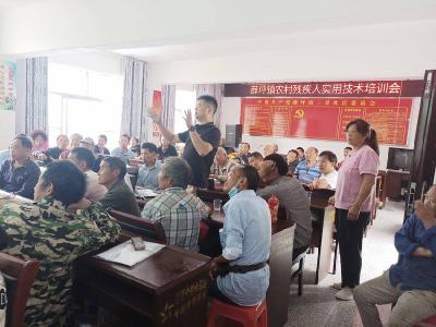 ​薛坪镇：扶残助残 共筑产业致富梦