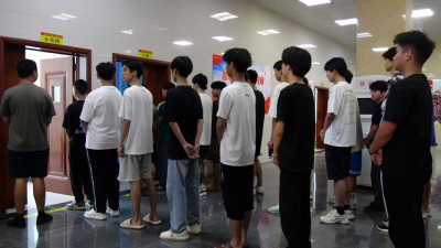 湖北南漳：热血青年争圆参军梦 下半年征兵全面展开