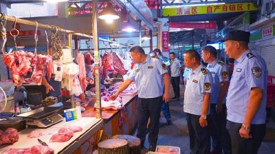 部门联合突击检查猪肉市场