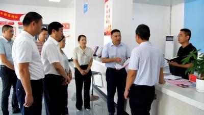 余世明到我县宣讲党的二十届三中全会精神 