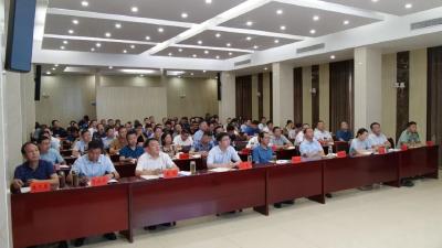 我县组织收看全市县处级主要领导干部“学习贯彻党的二十大精神　扎实推进中国式现代化襄阳实践”专题培训班视频会议