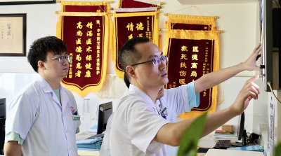 湖北南漳：工于微创  以“镜”医人