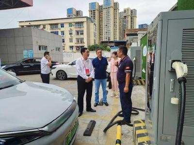 县政协第五民主监督小组调研电动汽车公共充电桩建设工作