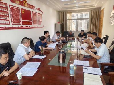 我县召开上半年全县国民经济和社会发展计划执行情况调研座谈会