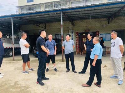 宜城市人大常委会考察组到我县观摩学习