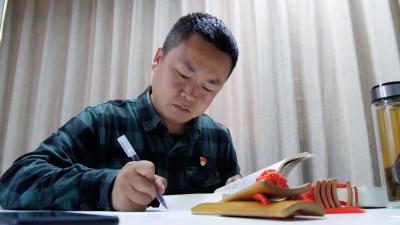 “艺”香润山村——湖北省驻村干部董进以文艺力量助力乡村振兴 