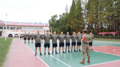 预定新兵接受役前教育 迈好军旅第一步