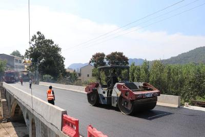 我县国省道“六桥一隧”改造工程竣工