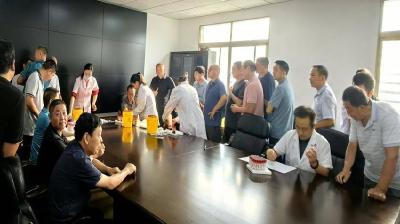 县疾控中心开展全县动物防疫员布病采样检测工作