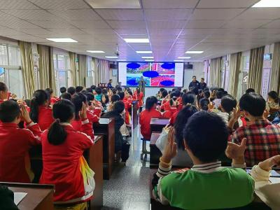 ​肖堰镇：开展心理健康教育 护航学生健康成长