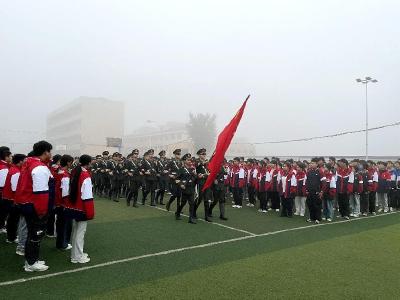 传承伟人精神，砥砺前行之路  ——县职教中心“领导班子讲毛泽东伟大精神品格思政课”开讲