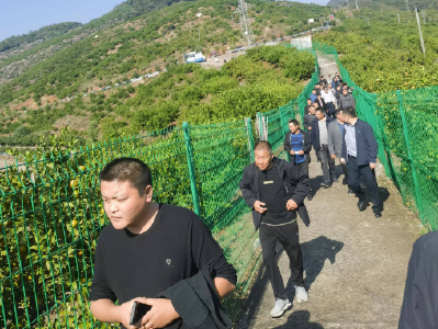 肖堰镇：学习考察谋发展　聚焦“山楂”促振兴