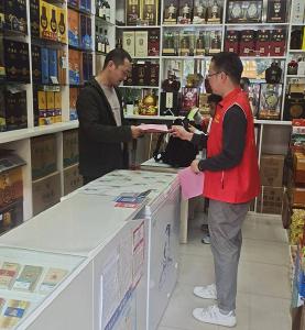 县农技中心开展平安建设宣传月活动