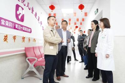 省残疾人康复中心调研组到我县调研