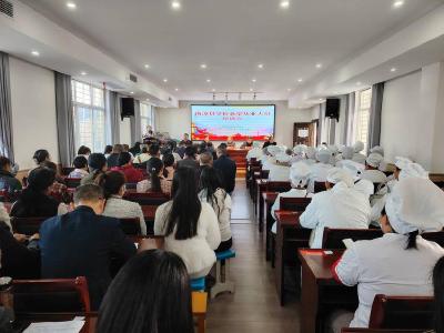 城关片区学校食堂从业人员培训会议在金庙中学召开