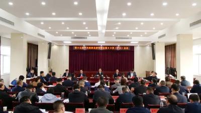县委常委会（扩大）会议举行 传达学习习近平总书记考察湖北重要讲话精神