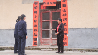 入学遇难题  民警帮化解