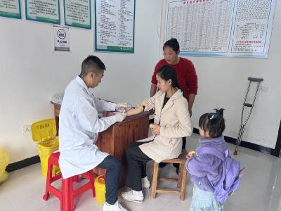 长坪镇卫生院开展慢性病及危险因素监测现场调查